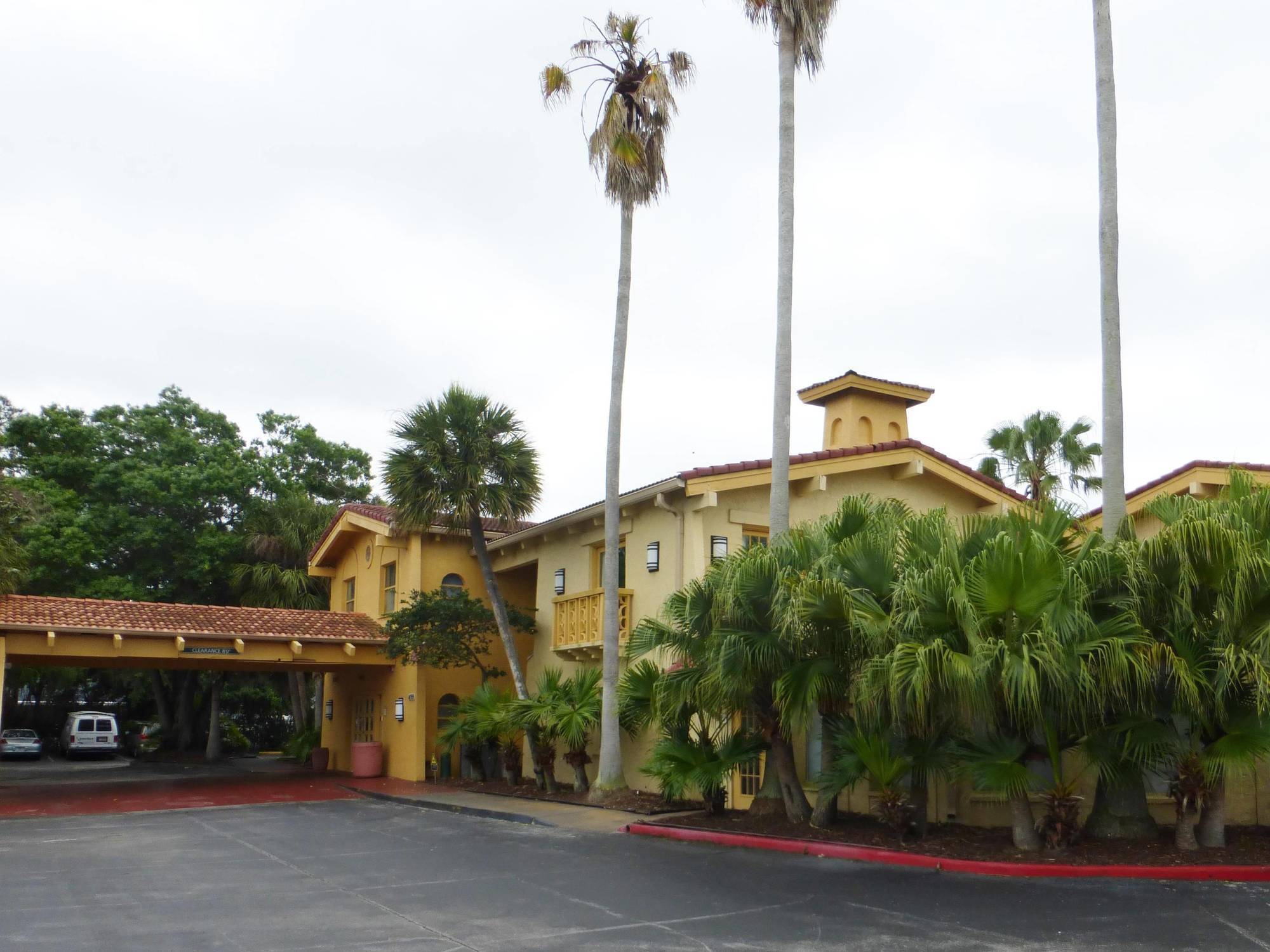 Red Roof Inn Tampa Bay - St. Petersburg Esterno foto